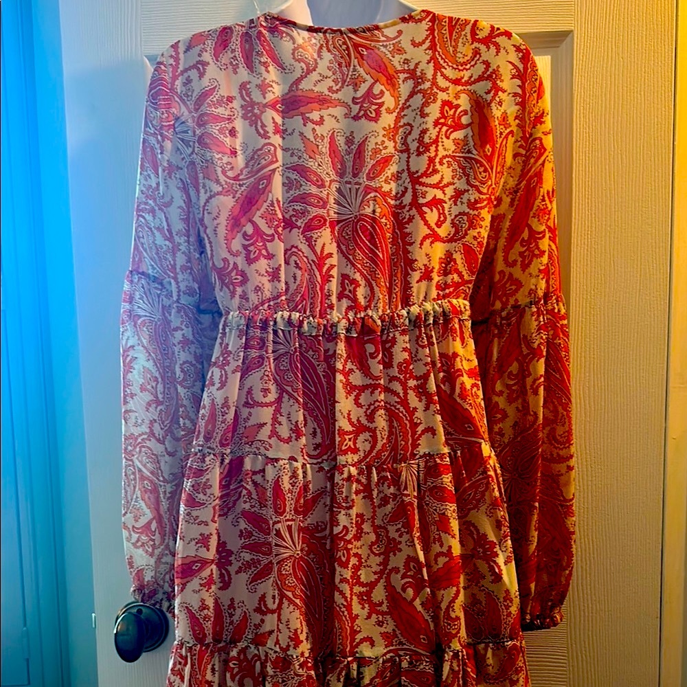 Michael Kors Elegant Paisley Dress - Picture 2 of 5